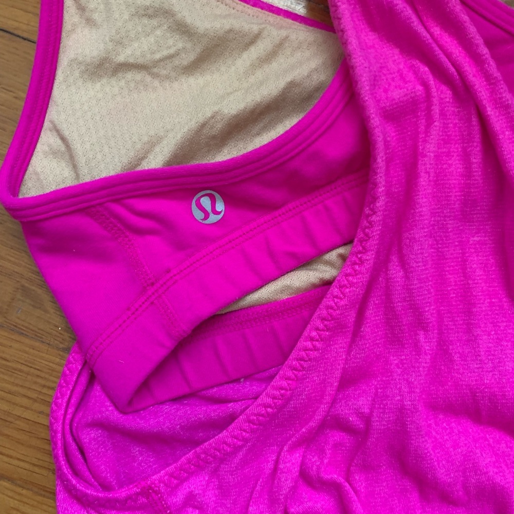 Lululemon tank